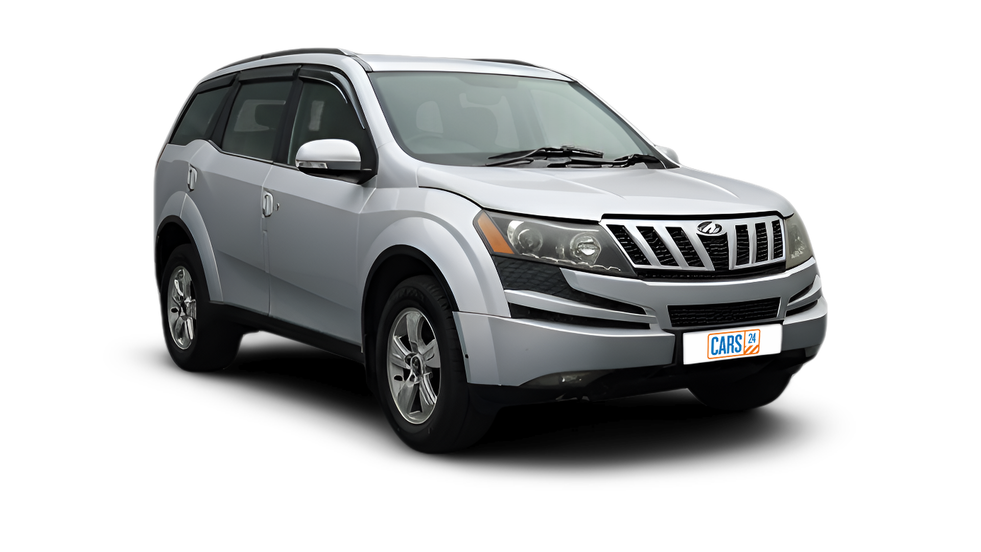 Mahindra XUV500-img